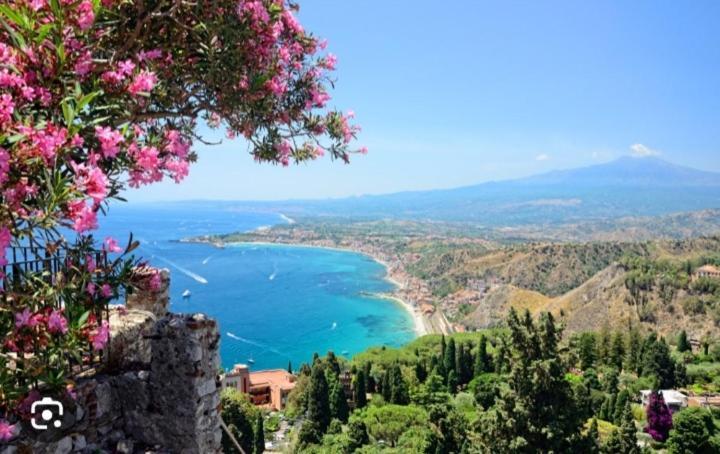 Romantica Casa A تاورمينا المظهر الخارجي الصورة